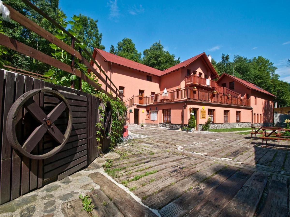 Penzion Liskuv Mlyn Milesov Extérieur photo
