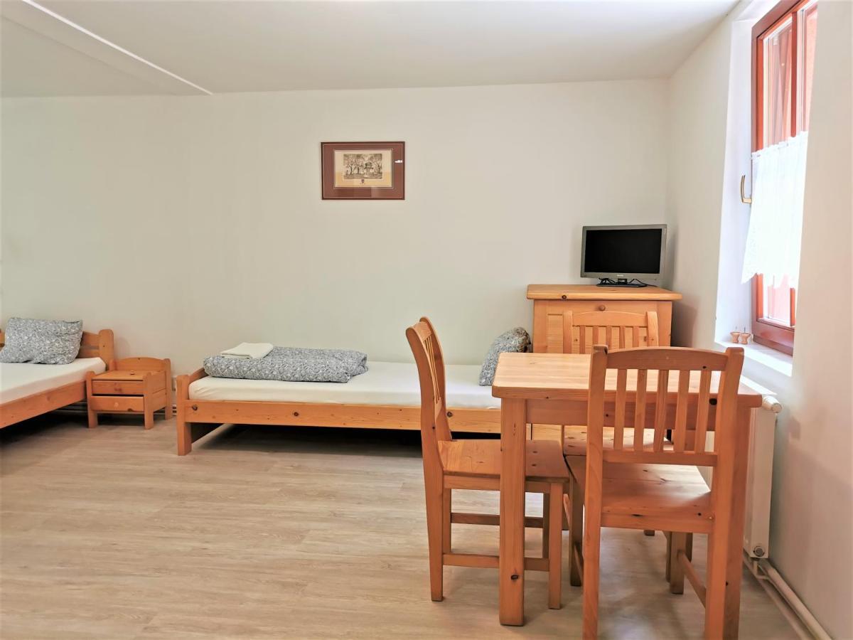 Penzion Liskuv Mlyn Milesov Extérieur photo